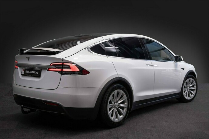 tesla-model-x-elektrisitet-2016-big-8