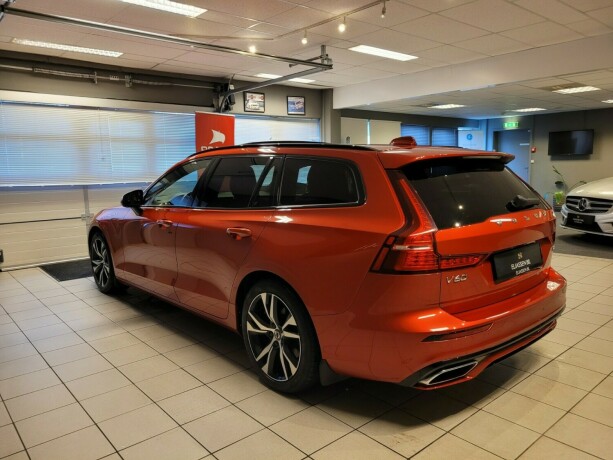 volvo-v60-elektrisitetbensin-2019-big-7