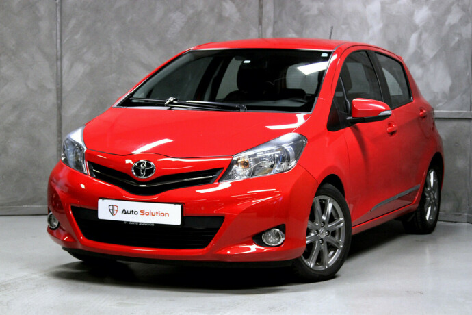 toyota-yaris-bensin-2012-big-0