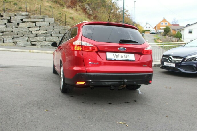 ford-focus-bensin-2013-big-3