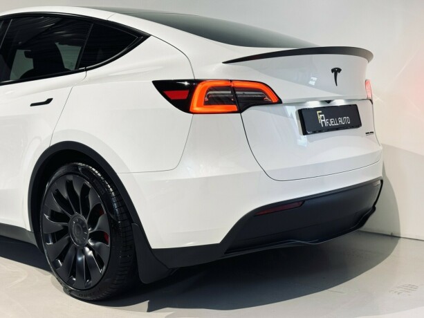 tesla-model-y-elektrisitet-2023-big-7