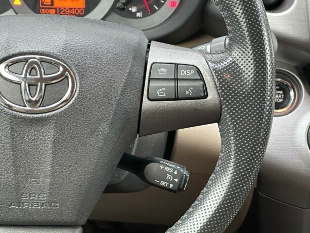 toyota-rav4-bensin-2013-big-27