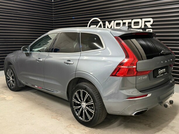 volvo-xc-60-elektrisitetbensin-2018-big-1