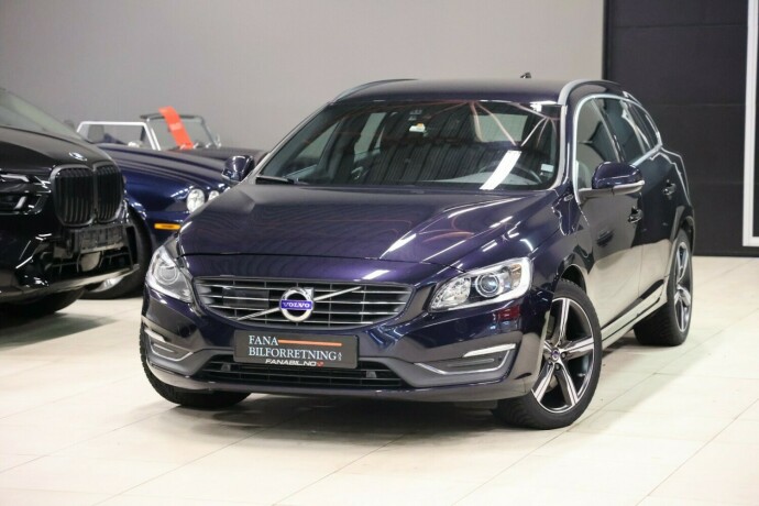 volvo-v60-elektrisitetdiesel-2018-big-0