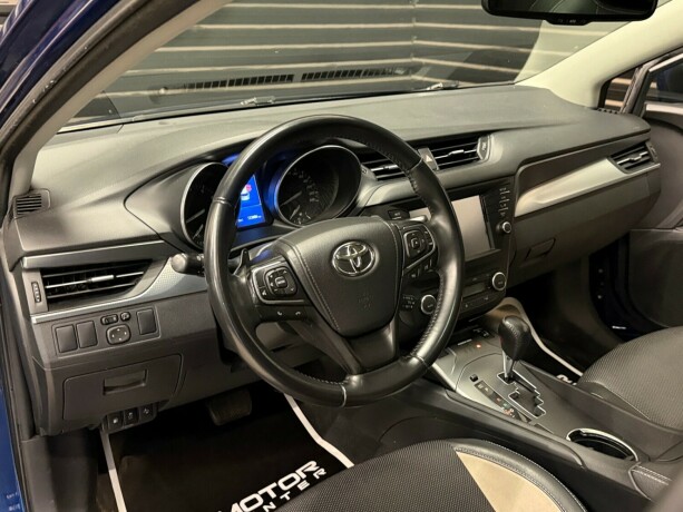 toyota-avensis-bensin-2015-big-9