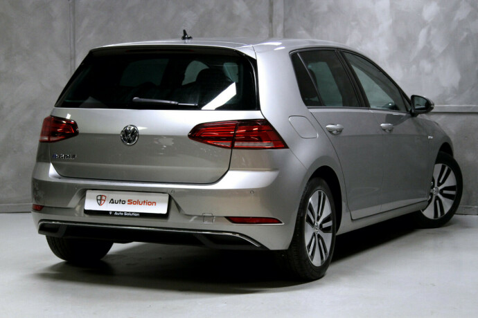 volkswagen-golf-elektrisitet-2019-big-1