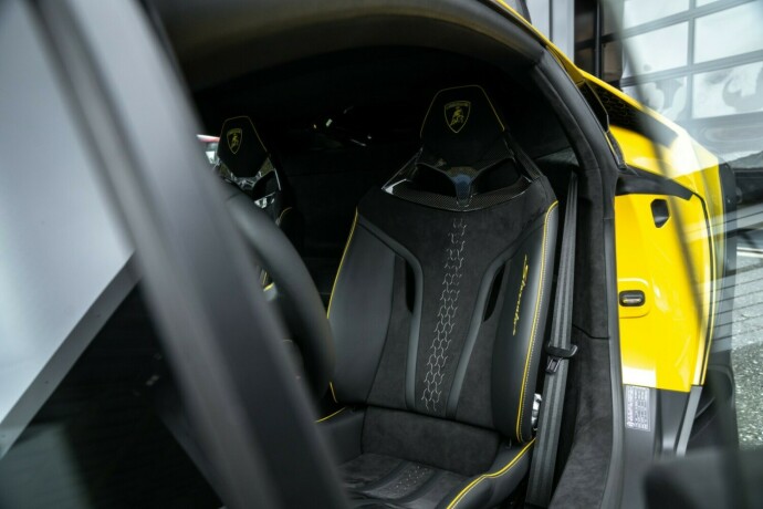 lamborghini-huracan-bensin-2024-big-30