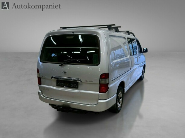 toyota-hiace-diesel-2009-big-5