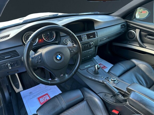 bmw-m3-bensin-2010-big-9