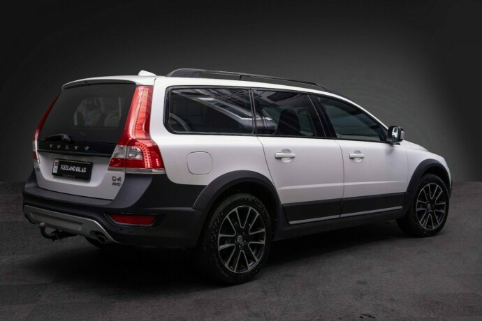 volvo-xc-70-diesel-2015-big-8