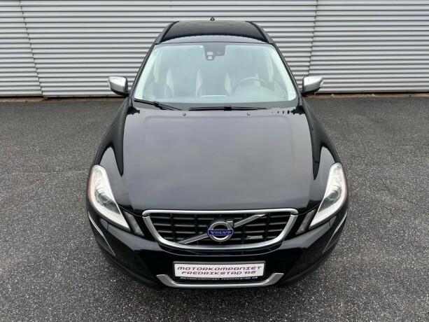 volvo-xc-60-diesel-2011-big-9