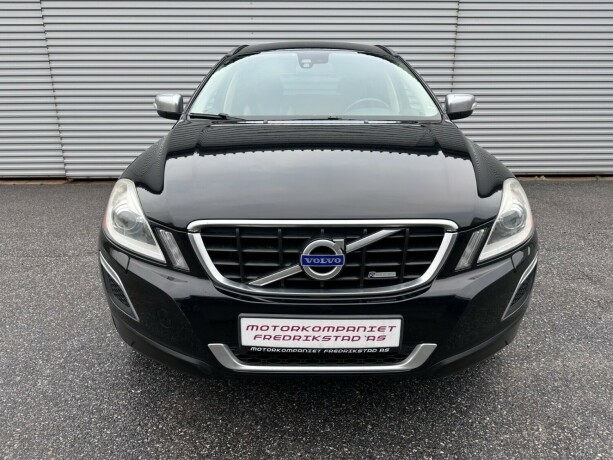 volvo-xc-60-diesel-2011-big-8