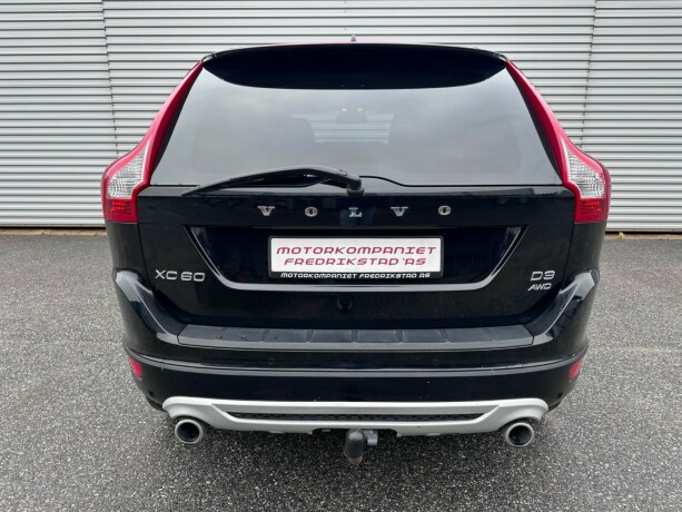 volvo-xc-60-diesel-2011-big-10