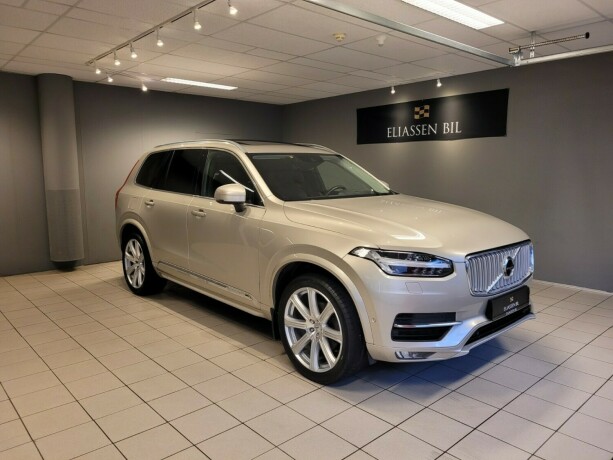 volvo-xc-90-diesel-2016-big-0