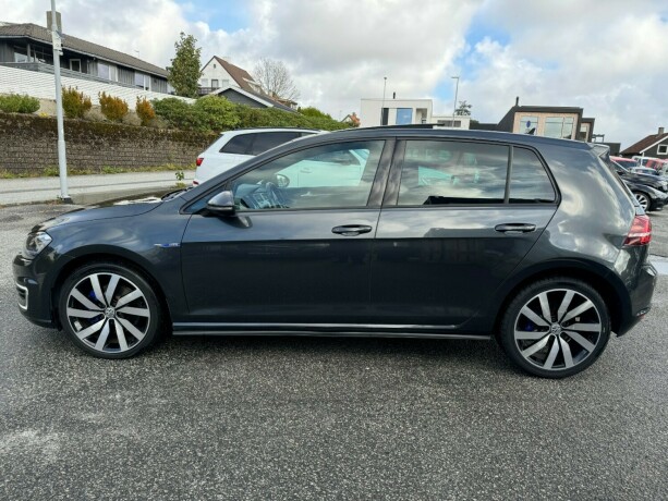 volkswagen-golf-elektrisitetbensin-2015-big-6