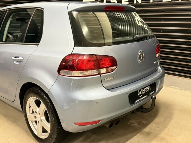 volkswagen-golf-diesel-2009-big-5