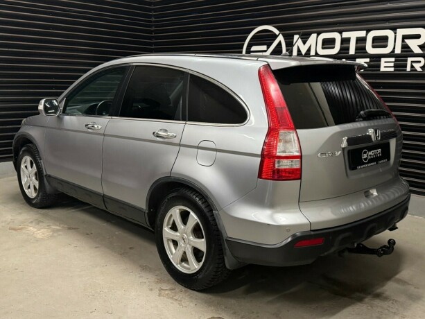 honda-cr-v-diesel-2008-big-1