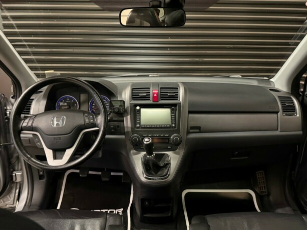 honda-cr-v-diesel-2008-big-11