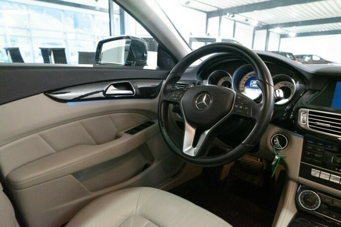 mercedes-benz-cls-diesel-2012-big-11