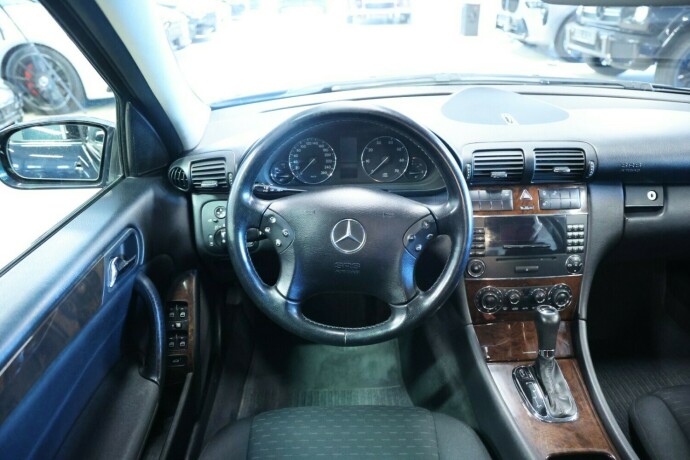 mercedes-benz-c-klasse-bensin-2004-big-10