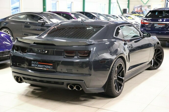 chevrolet-camaro-bensin-2012-big-2