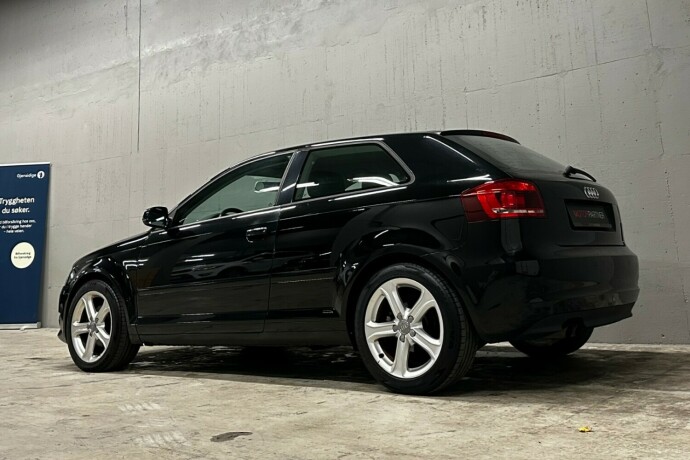 audi-a3-bensin-2012-big-3