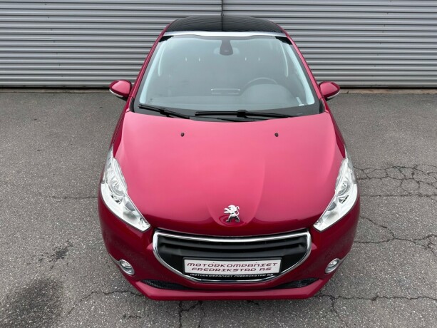 peugeot-208-diesel-2014-big-9