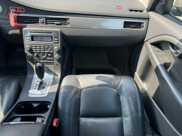 volvo-v70-diesel-2009-big-16