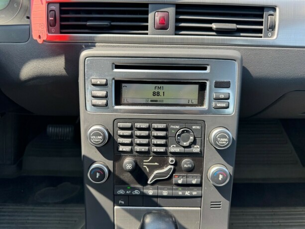 volvo-v70-diesel-2009-big-18