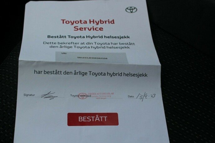 toyota-auris-bensin-2014-big-14