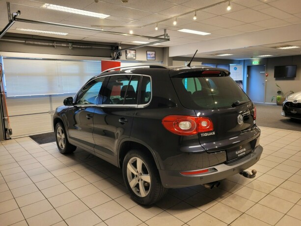 volkswagen-tiguan-diesel-2011-big-6