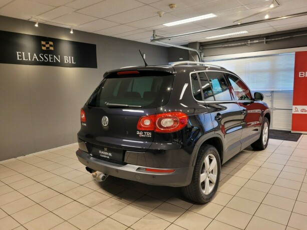 volkswagen-tiguan-diesel-2011-big-5