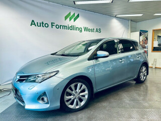 Toyota | Auris | Elektrisitet+bensin | 2013