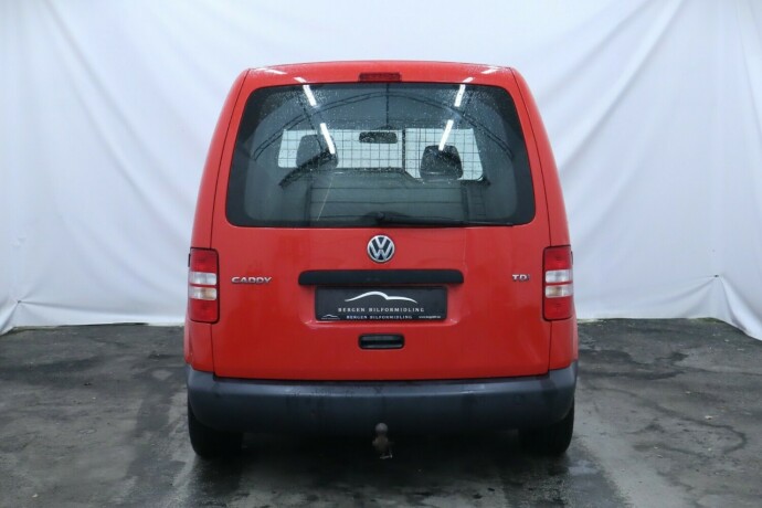 volkswagen-caddy-diesel-2011-big-4