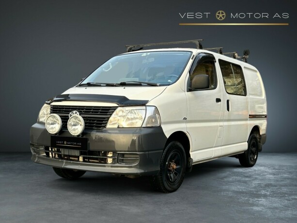 toyota-hiace-diesel-2009-big-2