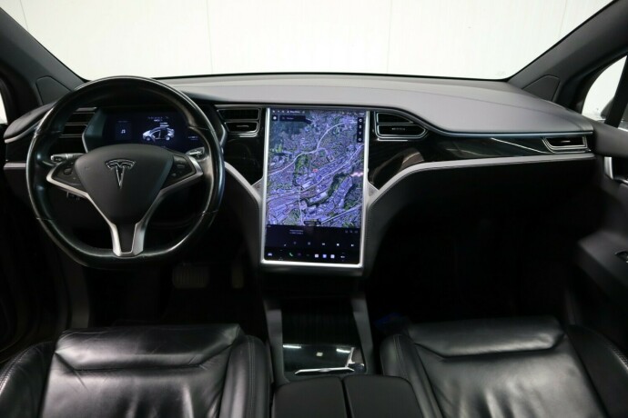 tesla-model-x-elektrisitet-2017-big-24