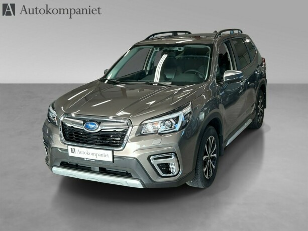 subaru-forester-elektrisitetbensin-2020-big-1