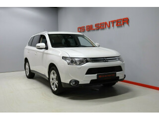 Mitsubishi | Outlander | Bensin | 2015