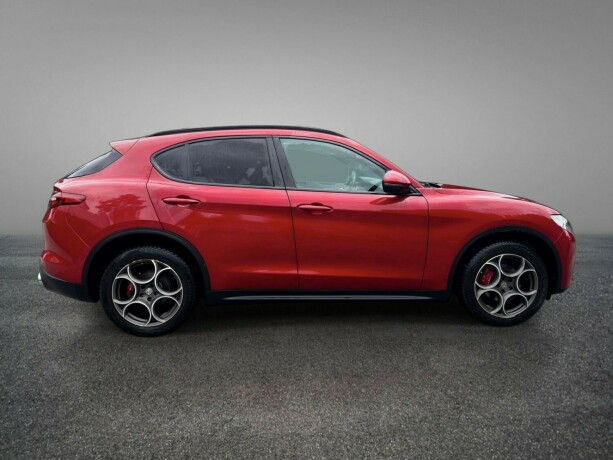 alfa-romeo-stelvio-diesel-2018-big-3