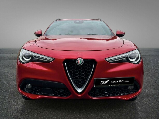 alfa-romeo-stelvio-diesel-2018-big-1