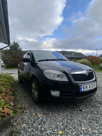 2009-fabia-skoda-12l-bensin-big-1