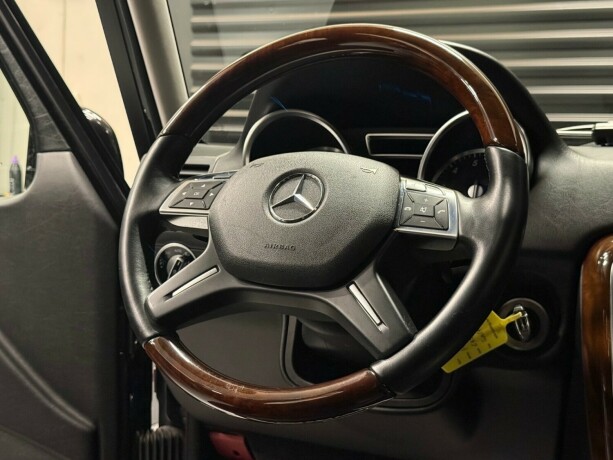 mercedes-benz-gelandewagen-bensin-2013-big-18