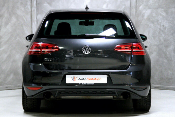 volkswagen-golf-bensin-2014-big-22