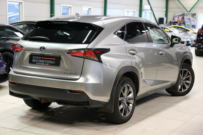 lexus-nx-300h-elektrisitetbensin-2016-big-2