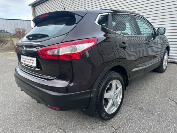 nissan-qashqai-bensin-2015-big-3