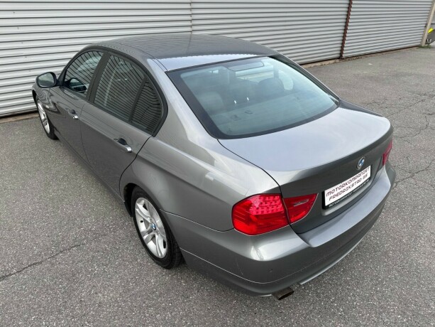 bmw-3-serie-bensin-2010-big-6