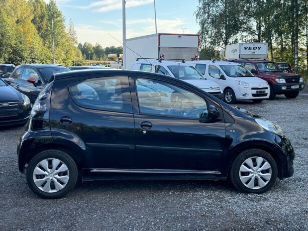 citroen-c1-bensin-2010-big-3