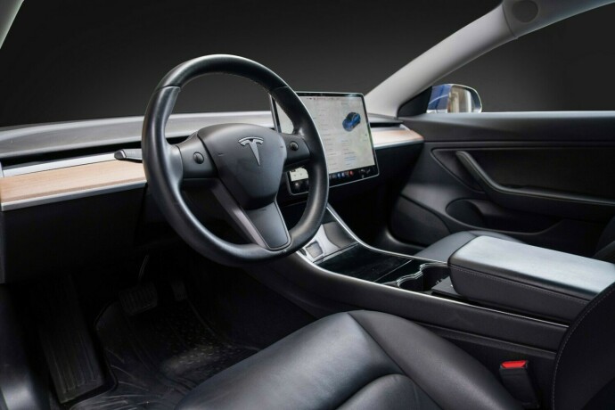 tesla-model-3-elektrisitet-2019-big-23