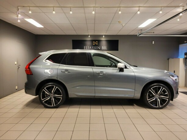 volvo-xc-60-elektrisitetbensin-2018-big-3