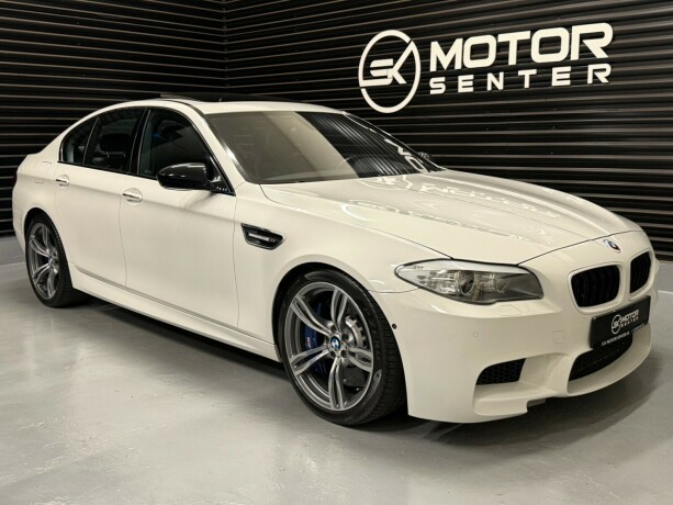 bmw-m5-bensin-2012-big-0